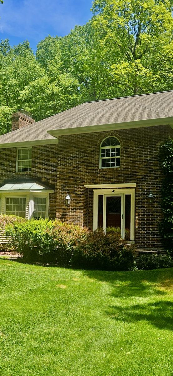 Completed roof on a brick Georgian home